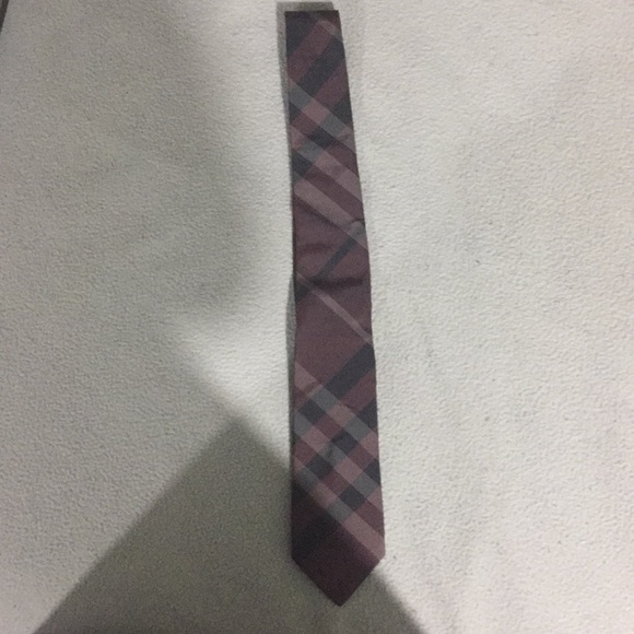 Tie - Picture 1 of 2